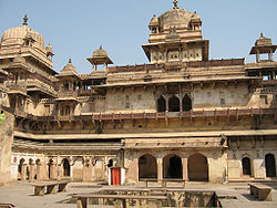 Jahangir Mahal, Orchha.jpg