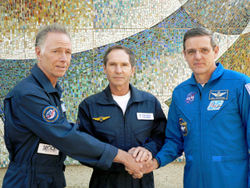 Грегори Олсен, Валерий Токарев, Уильям Макартур. Фотография НАСА