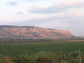 Вид на гору Кармель с юго-запада со стороны кибуца Мааган-Михаэль.